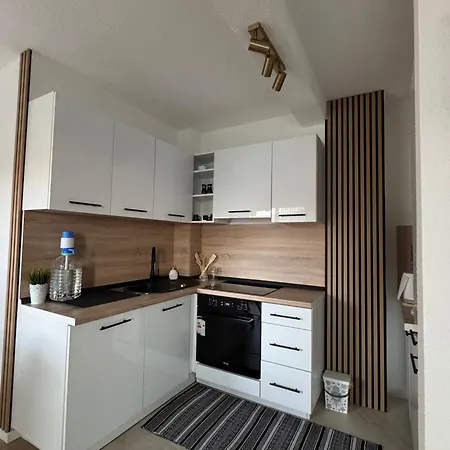 I&i Apartment *